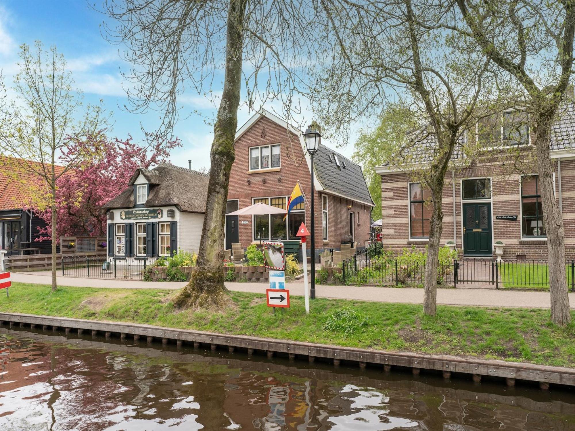 Lodge In Giethoorn With Breakfast מראה חיצוני תמונה